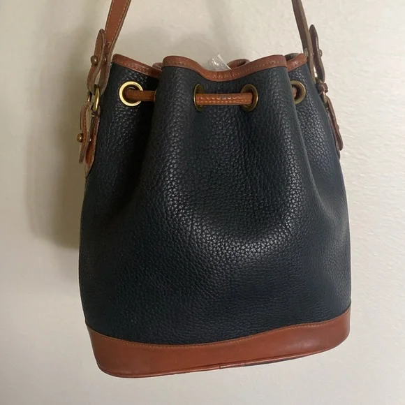 Dooney & Bourke Leather Bucket crossbody - Picture 12 of 13